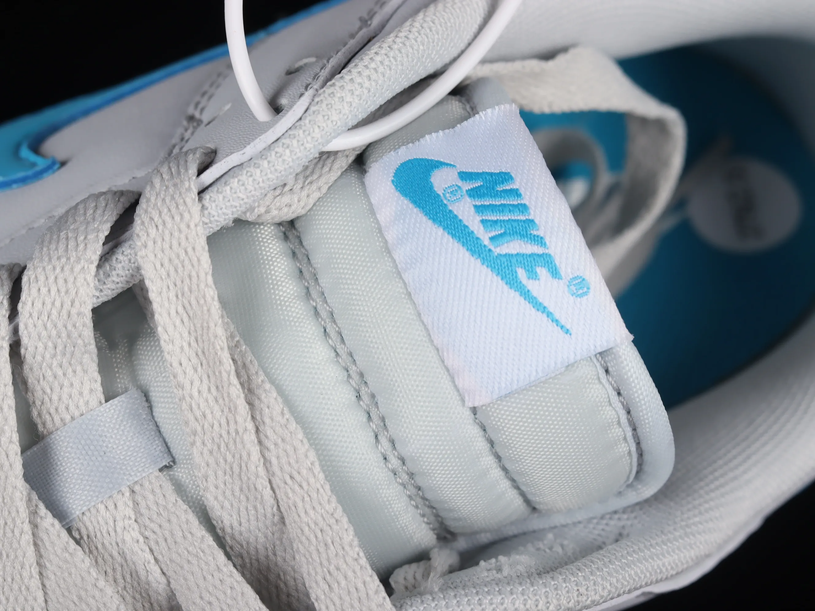 All Categories Nk SB Dunk Series Nk SB Dunk Low Low-top sneakers Cost-effective version Nk Dunk Low "Light Blue" Gray North Carolina SB low-top sports and leisure sneakers DV0831-001